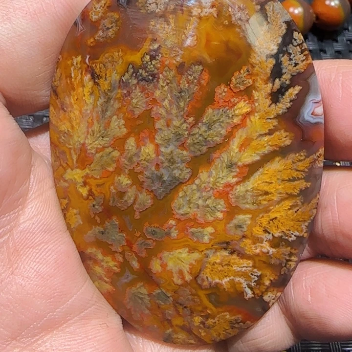 东***败玛瑙/玉髓未镶嵌吊坠