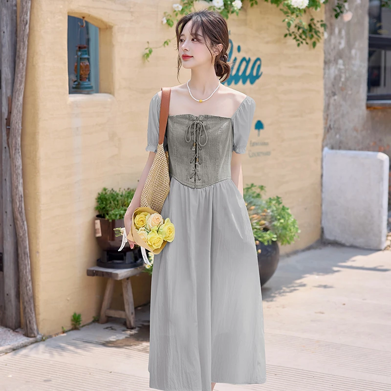 2025夏季新款时尚减龄遮肚裙法式方领牛仔拼接泡泡袖中长款连衣裙
