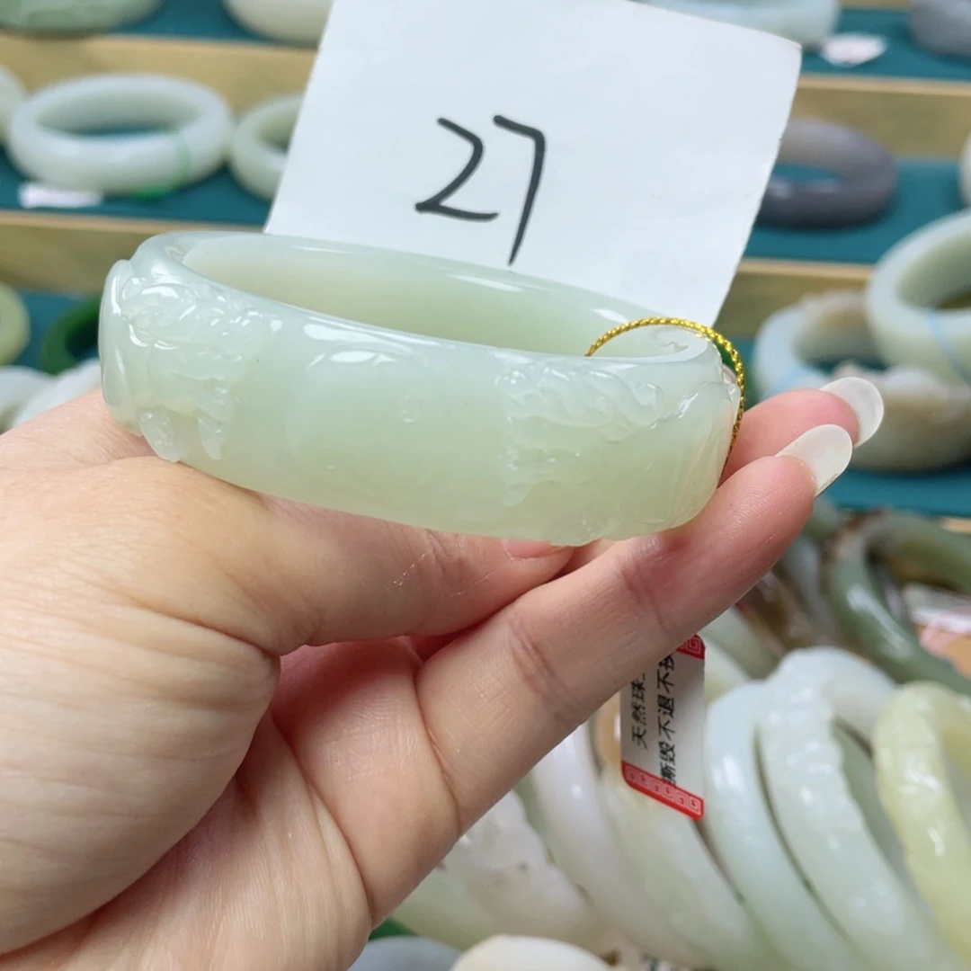 未镶嵌手镯和田玉圈口57