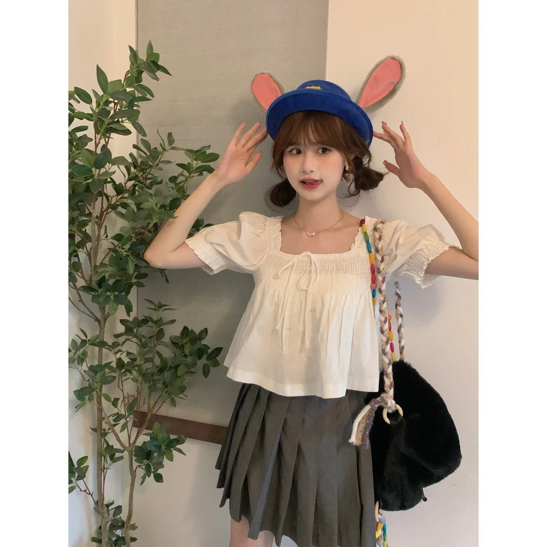 大码方领遮肚子小众衬衫夏季胖妹妹显瘦泡泡袖宽松上衣