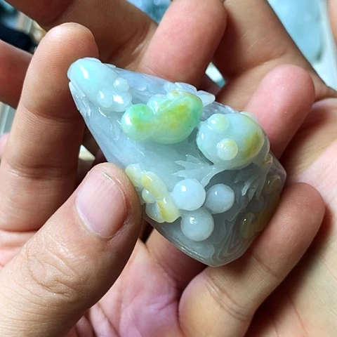 颈饰未镶嵌翡翠福豆豆珠宝翡翠颈饰