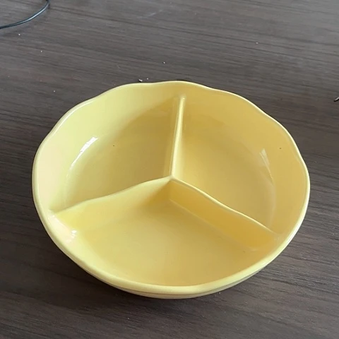 微瑕，不能明火，口径20，高度4奶油色