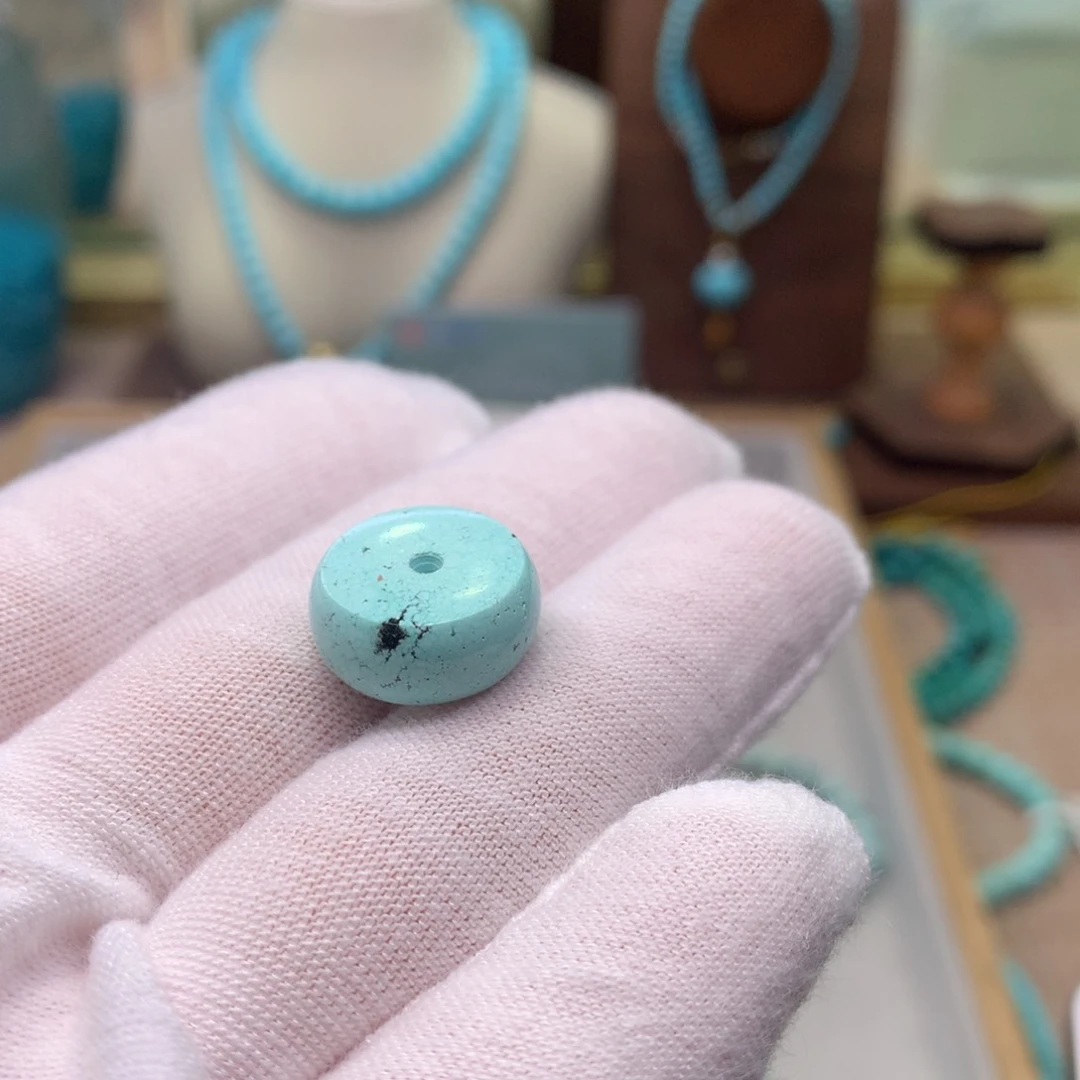 绿松石配饰未镶嵌