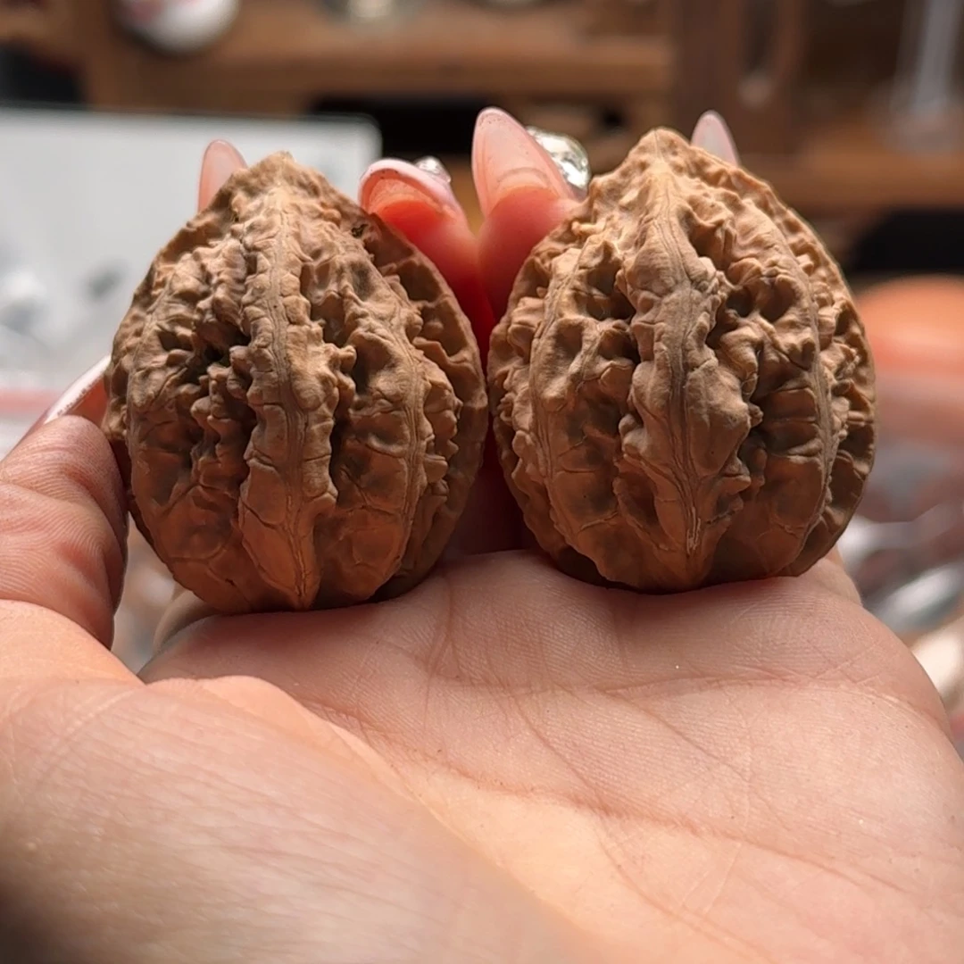 文玩核桃把件楸百核花皮217