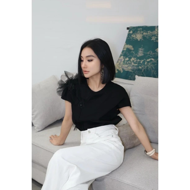 【妙妙精选】HUANGNAJI花语轻舞-设计感时尚气质花朵短袖7007