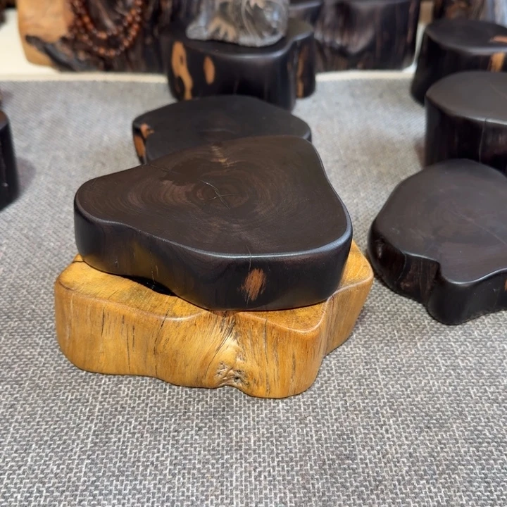 紫光檀底座55元两个