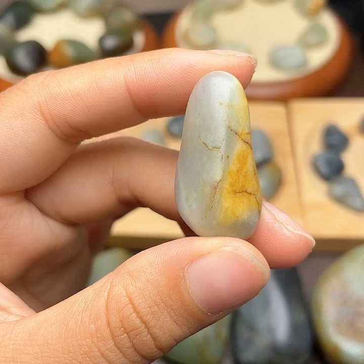 颈饰未镶嵌和田玉10