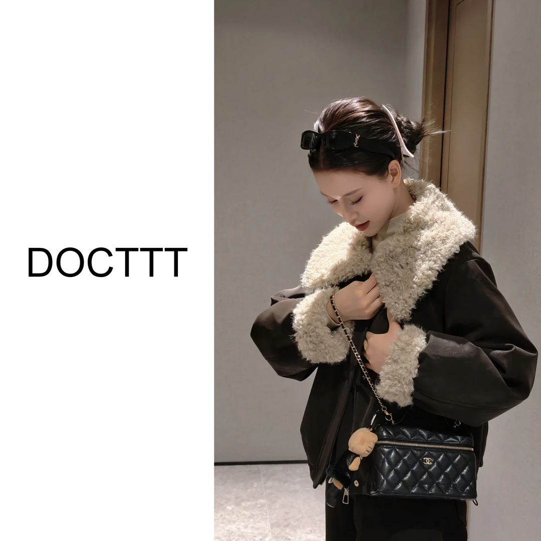 《DCT》铃兰小香*百搭复古羊羔毛毛领宽松外套D25010