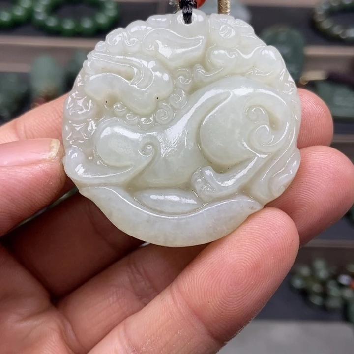 和田玉颈饰未镶嵌