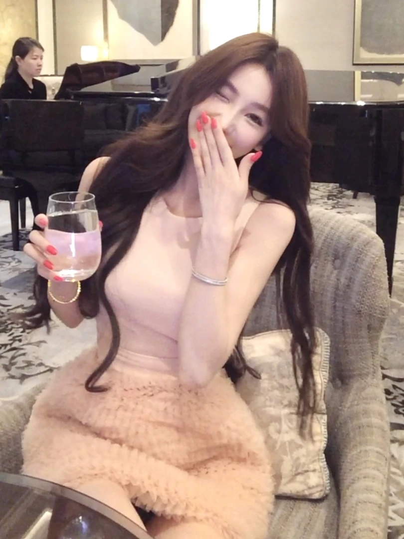 WW定制「恋爱博物馆」蕾丝时尚夏季显瘦收腰法式小众设计感连衣裙