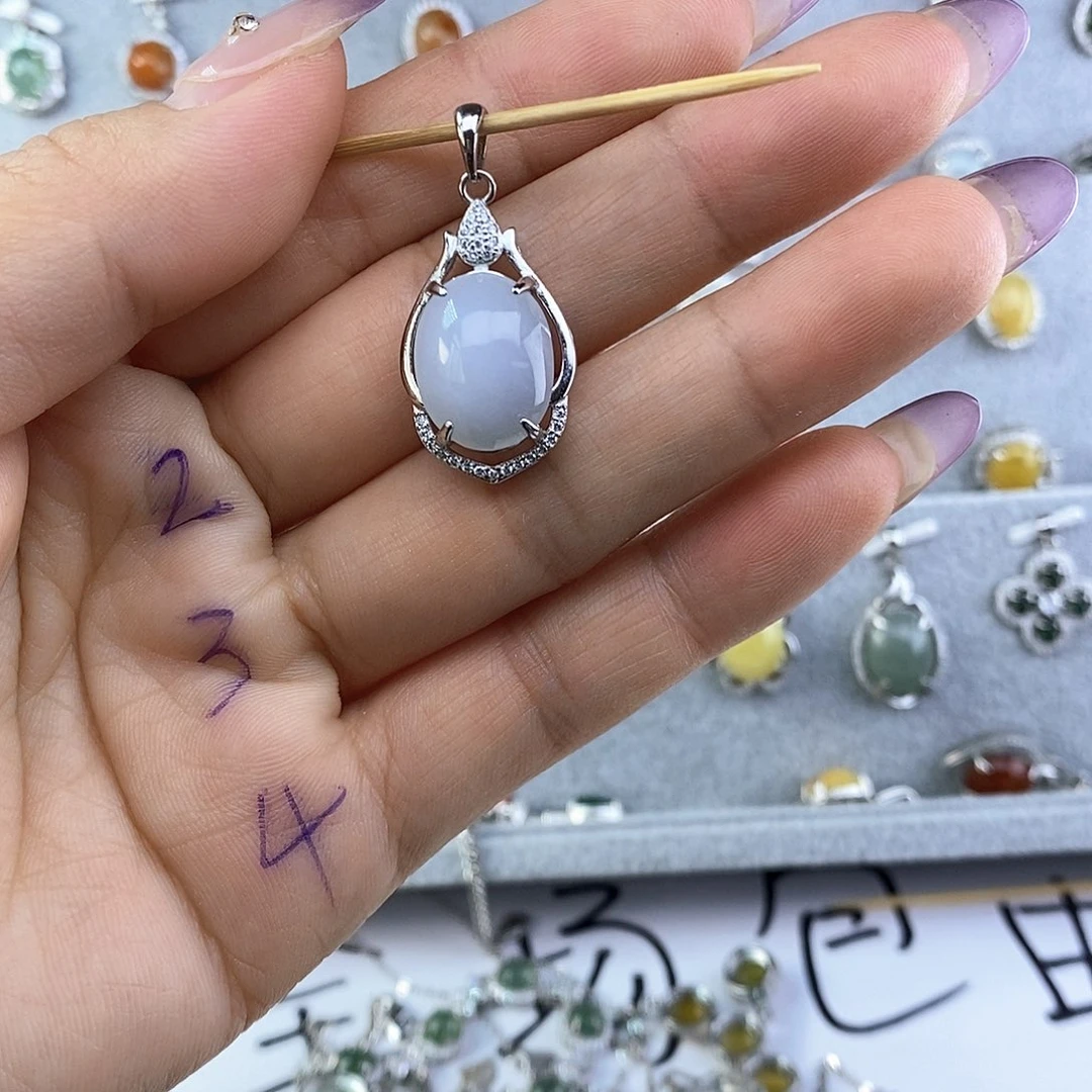 不***乖翡翠未镶嵌戒指缅甸