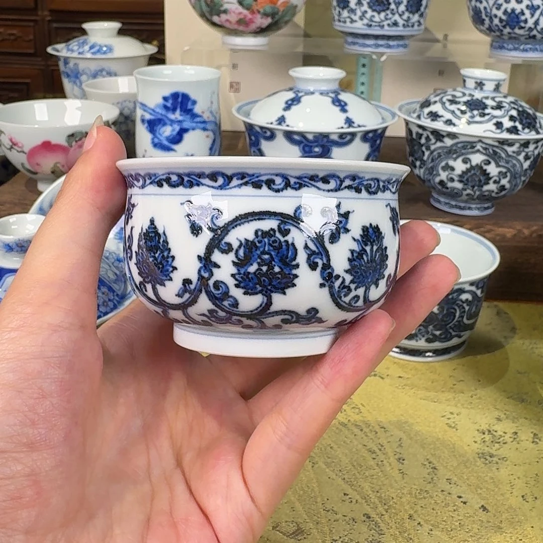 松风馆藏青花八宝炉式杯