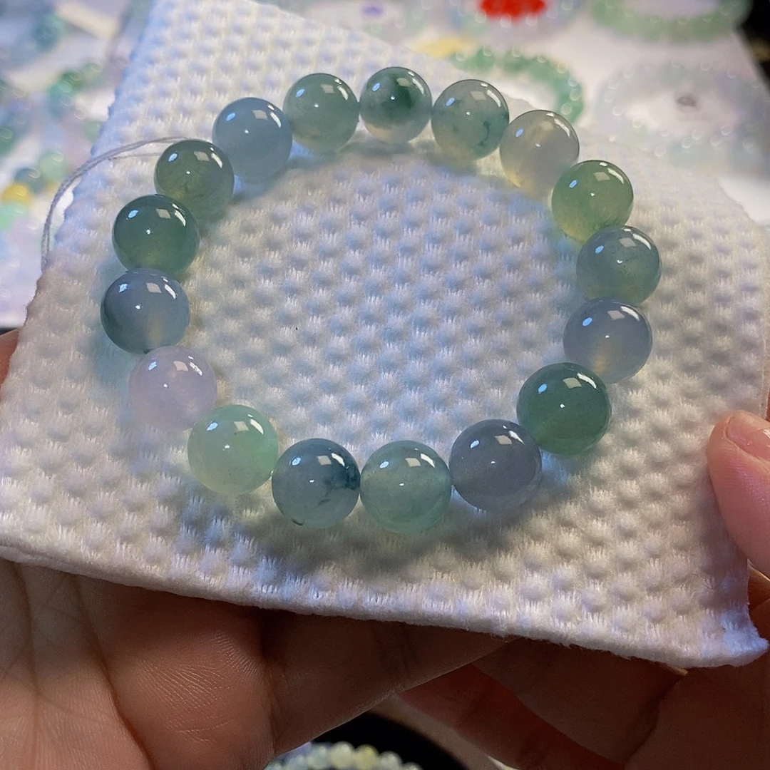 定制翡翠未镶嵌翡翠.