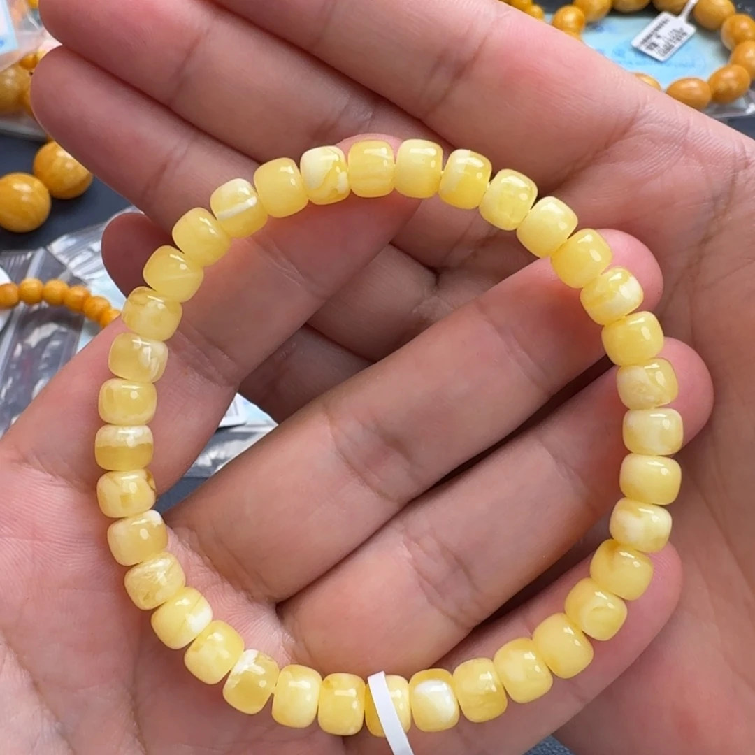 琥珀未镶嵌珠宝奇石46