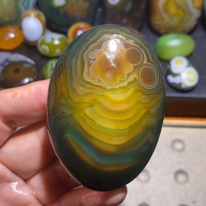 玛瑙/玉髓未镶嵌珠宝半成品