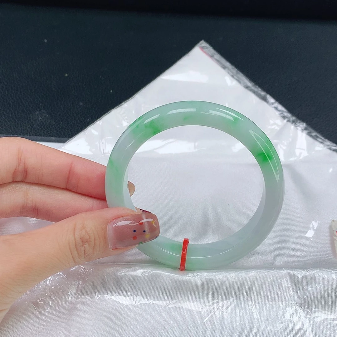 未镶嵌手镯翡翠019