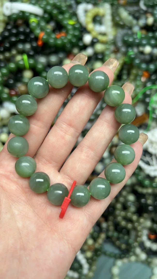 和田玉未镶嵌时尚