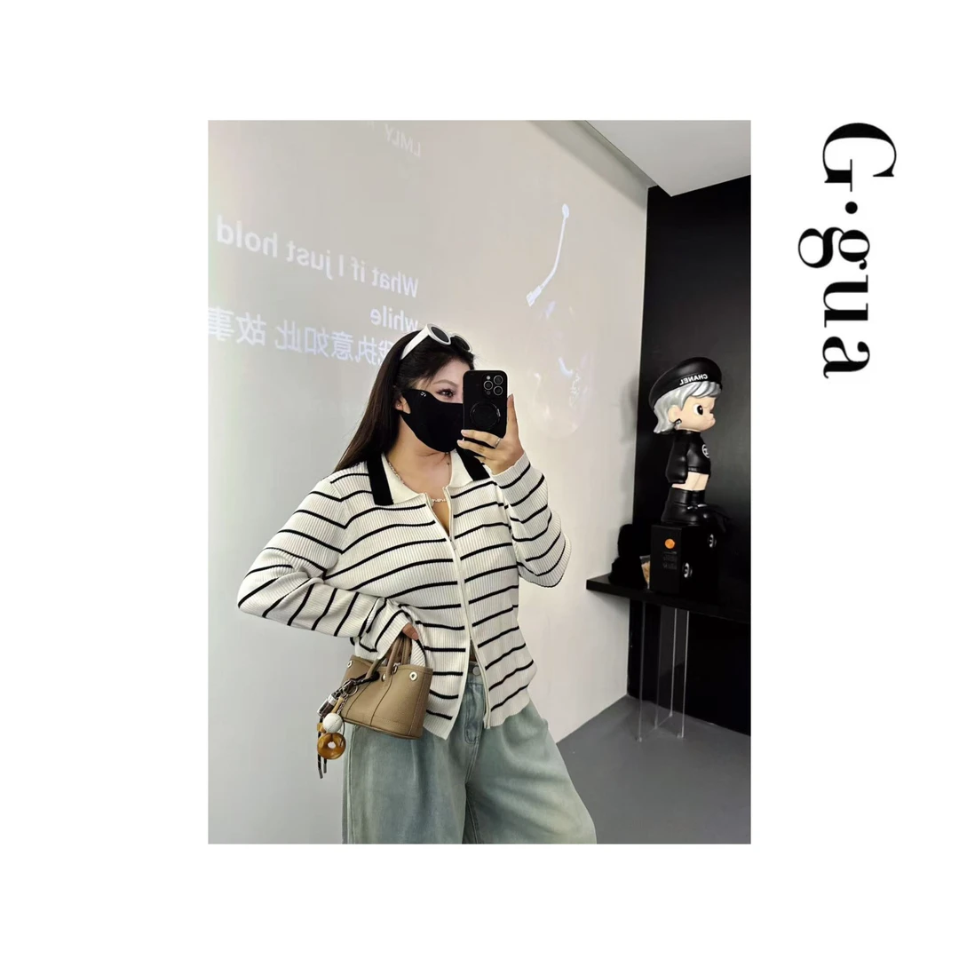 【张_Ggua】大码新款翻领拼色条纹短款长袖针织衫拉链百搭