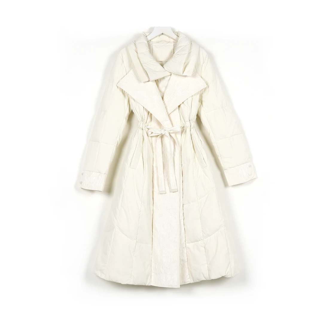 【千屿Sheila】冬季百搭浮雕花腰带气质羽绒服244-YRF/0926-89910