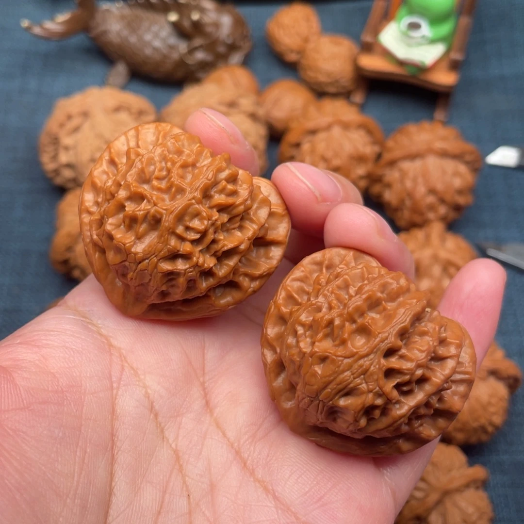 文玩核桃把件41精品桃心宫灯全品