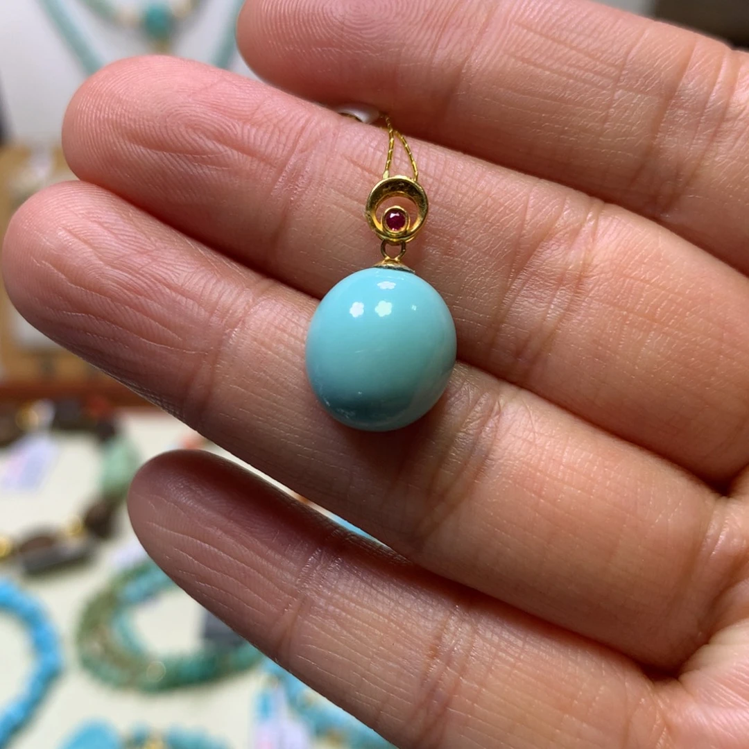 绿松石18K金镶嵌吊坠