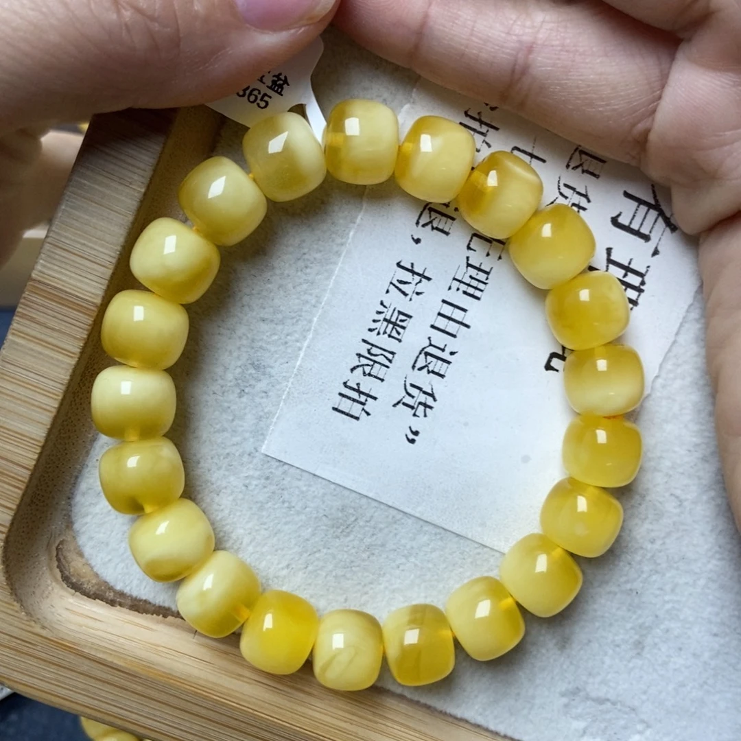 琥珀未镶嵌珠宝奇石51