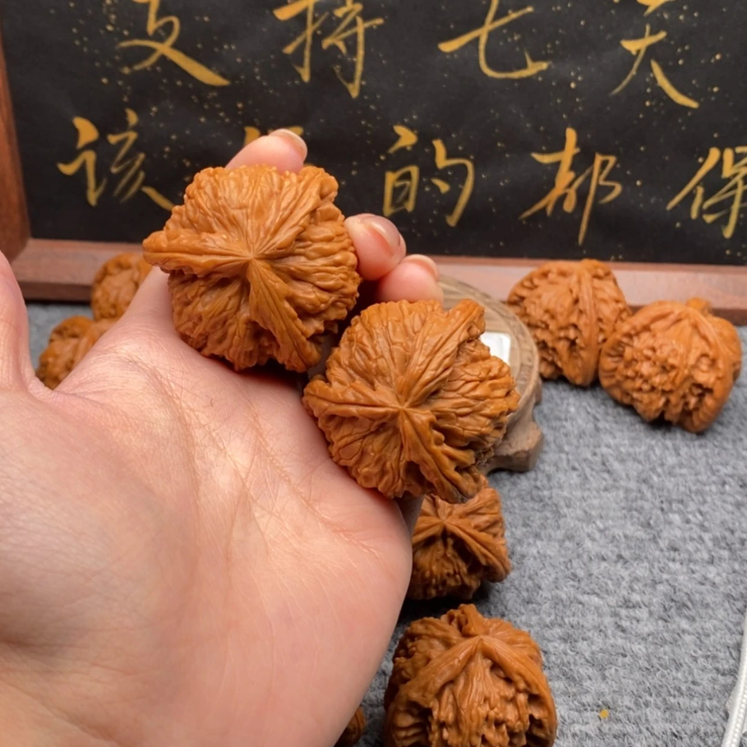 【闪购商品】吊坠文玩核桃朱****门