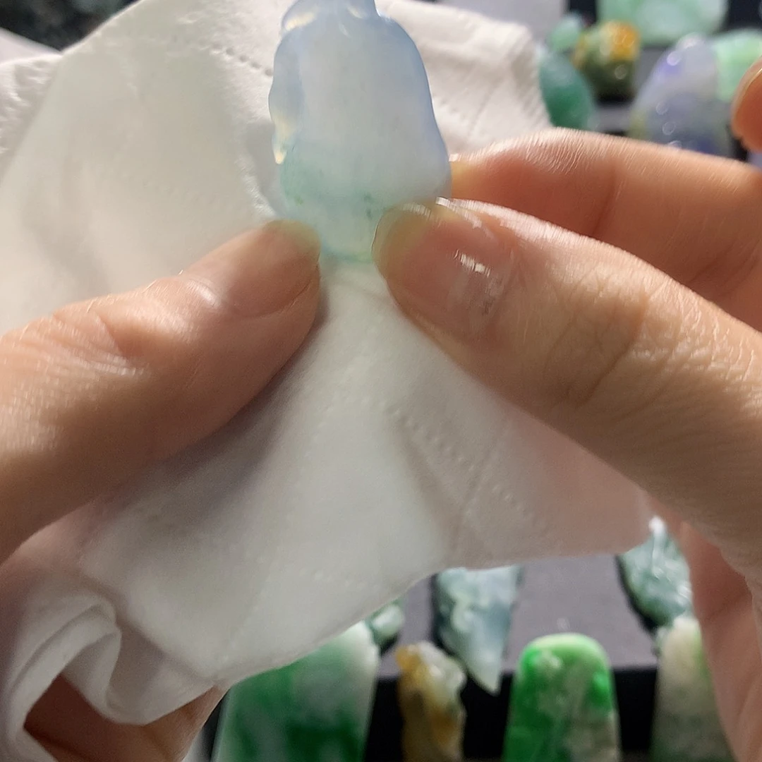 定制翡翠未镶嵌挂件