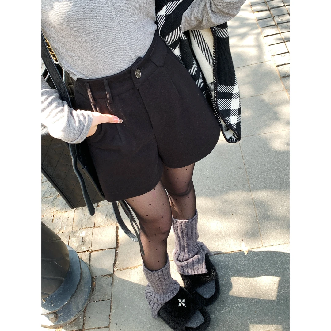 切糕自制【街拍日常】小个子休闲黑色高腰显瘦直筒宽松妮子短裤