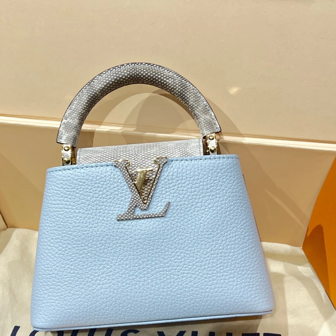 未使用 LouisVuitton/路易威登 Capucines mini 蓝色 水蛇皮手柄