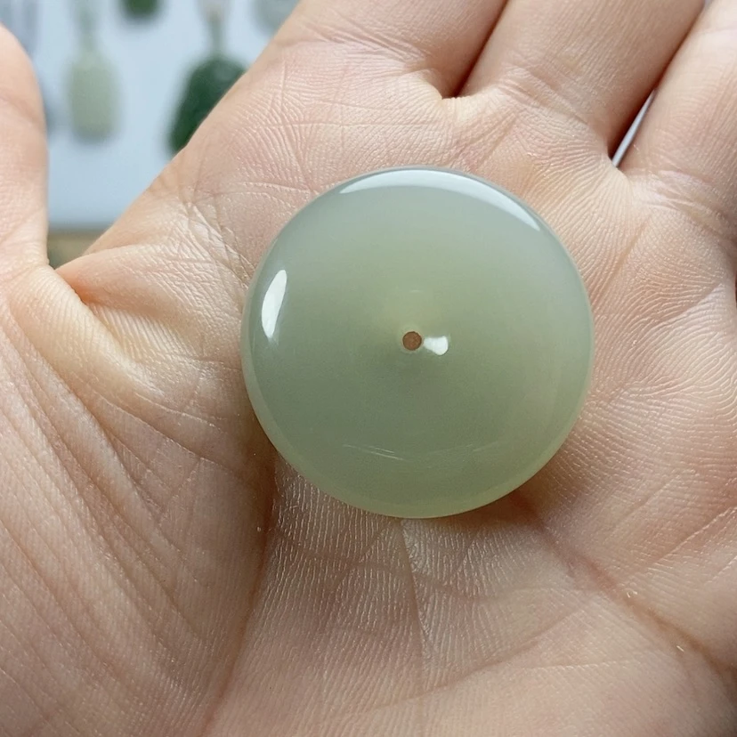 【闪购商品】颈饰未镶嵌和田玉