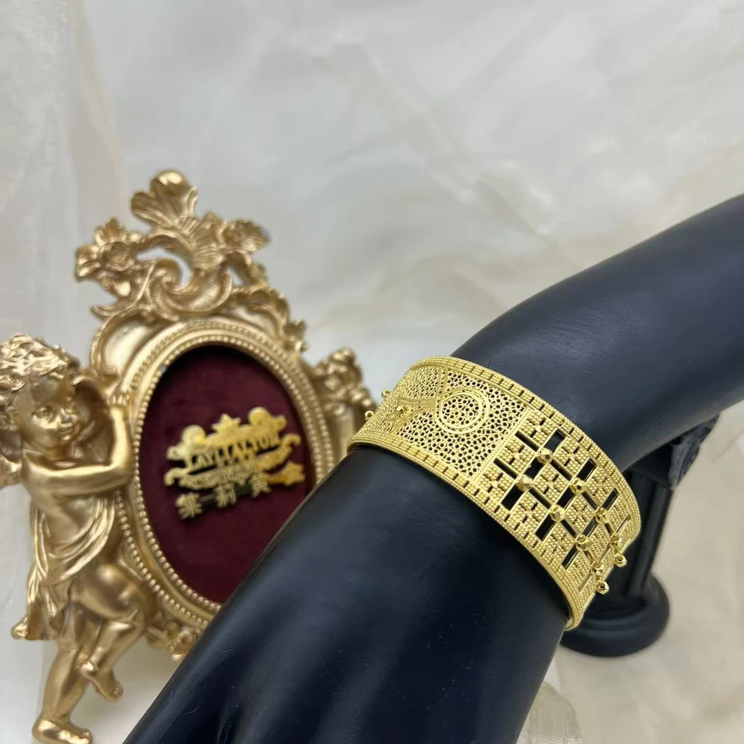 A播 41.89g 足金999 手镯d