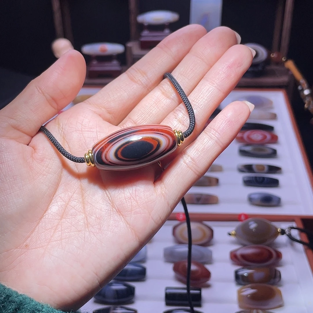 玛瑙/玉髓未镶嵌吊坠(赠链)