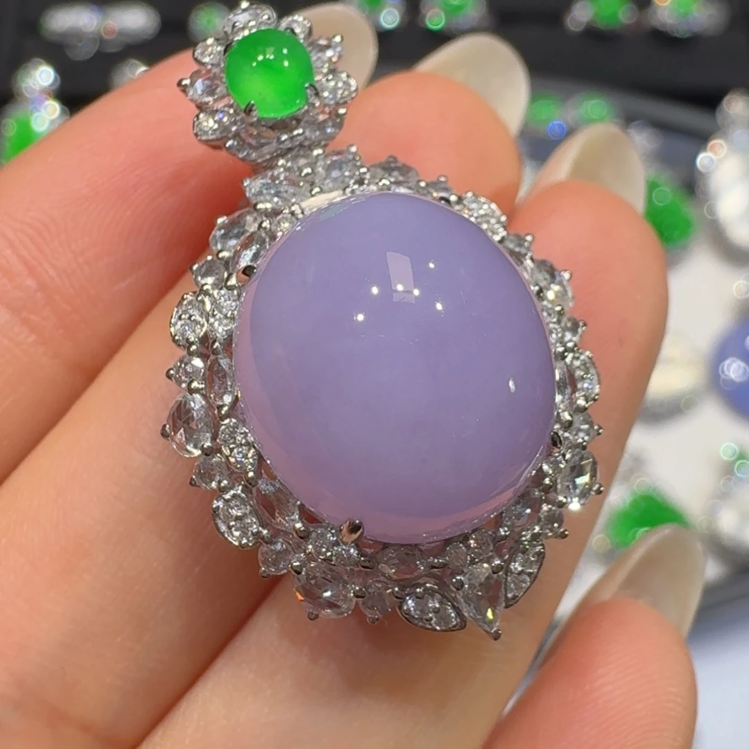 翡翠18K金镶嵌颈饰收到货48小时鉴赏期