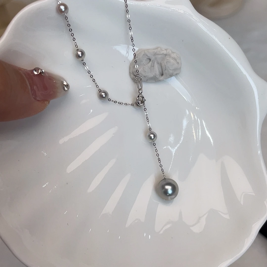 18K金镶嵌海水珍珠颈饰