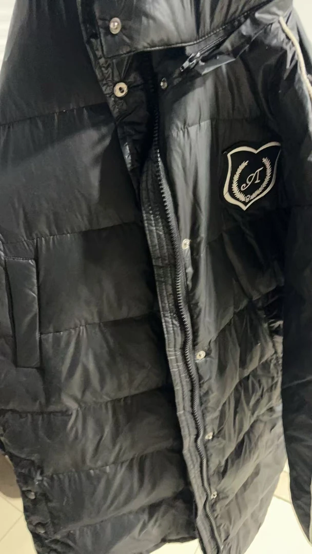 以凡库房尾货女款羽绒服