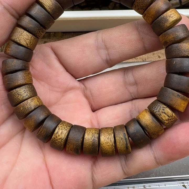 蓝***洋手串沉香乌身手串14克加