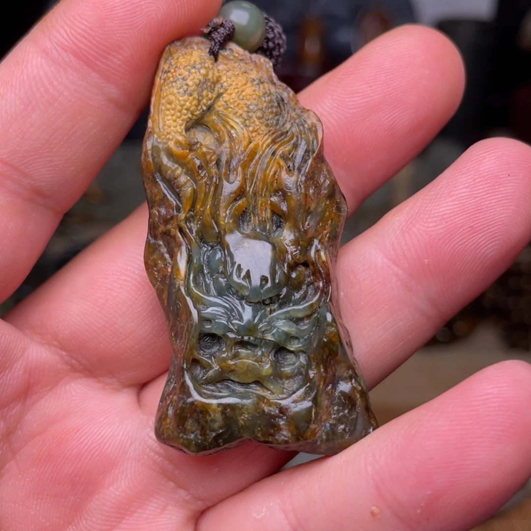 岫岩河磨玉（透闪石质玉）未镶嵌颈饰