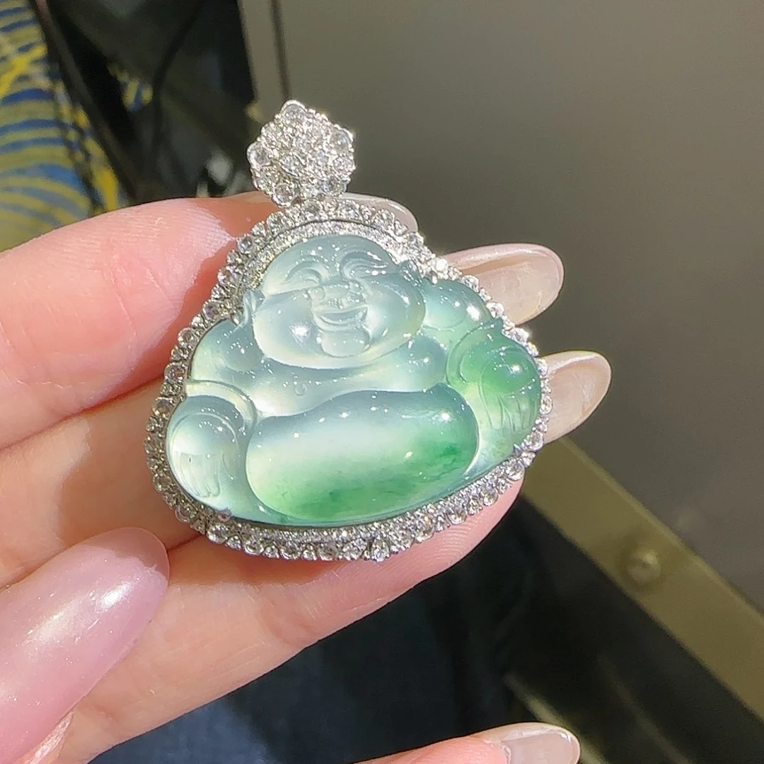 【闪购商品】颈饰18K金镶嵌翡翠云**轻天然A货翡翠