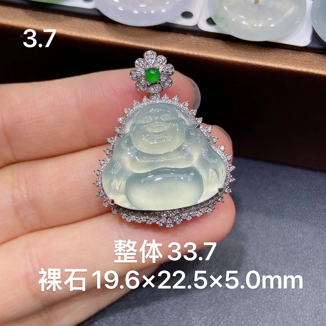缅甸天然A货翡翠，18k金玻璃种 满晴绿冰透佛公吊坠，时尚精美款式R