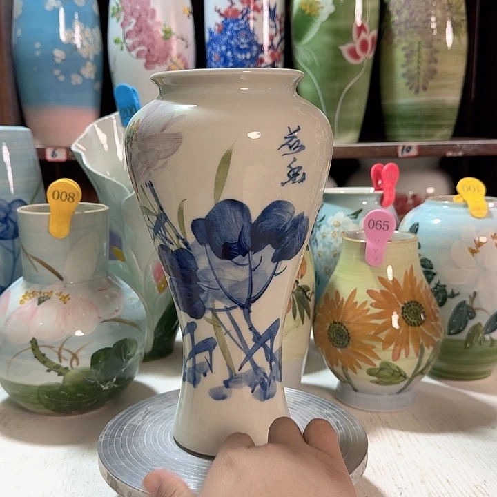 梅瓶亮面青花荷花新款新款陶瓷