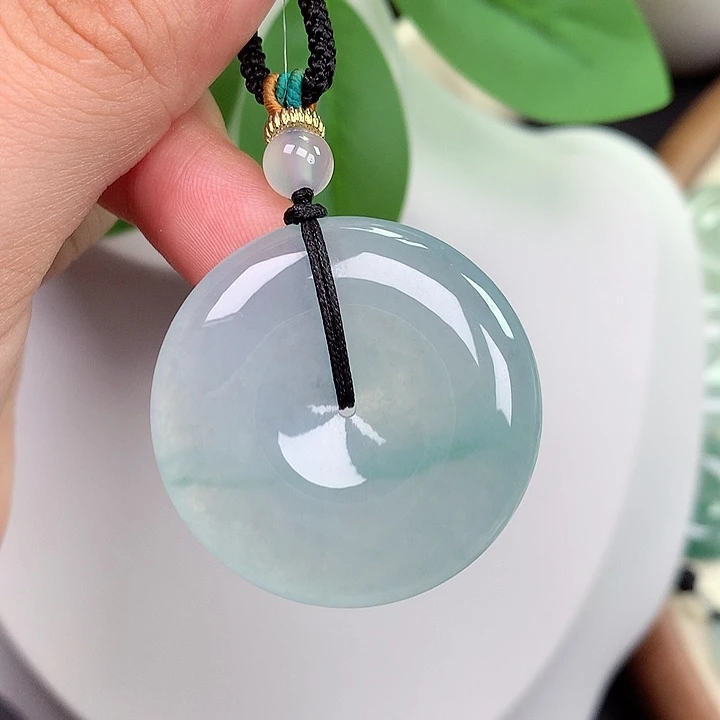 颈饰未镶嵌翡翠平安扣 34.1x6.4mm