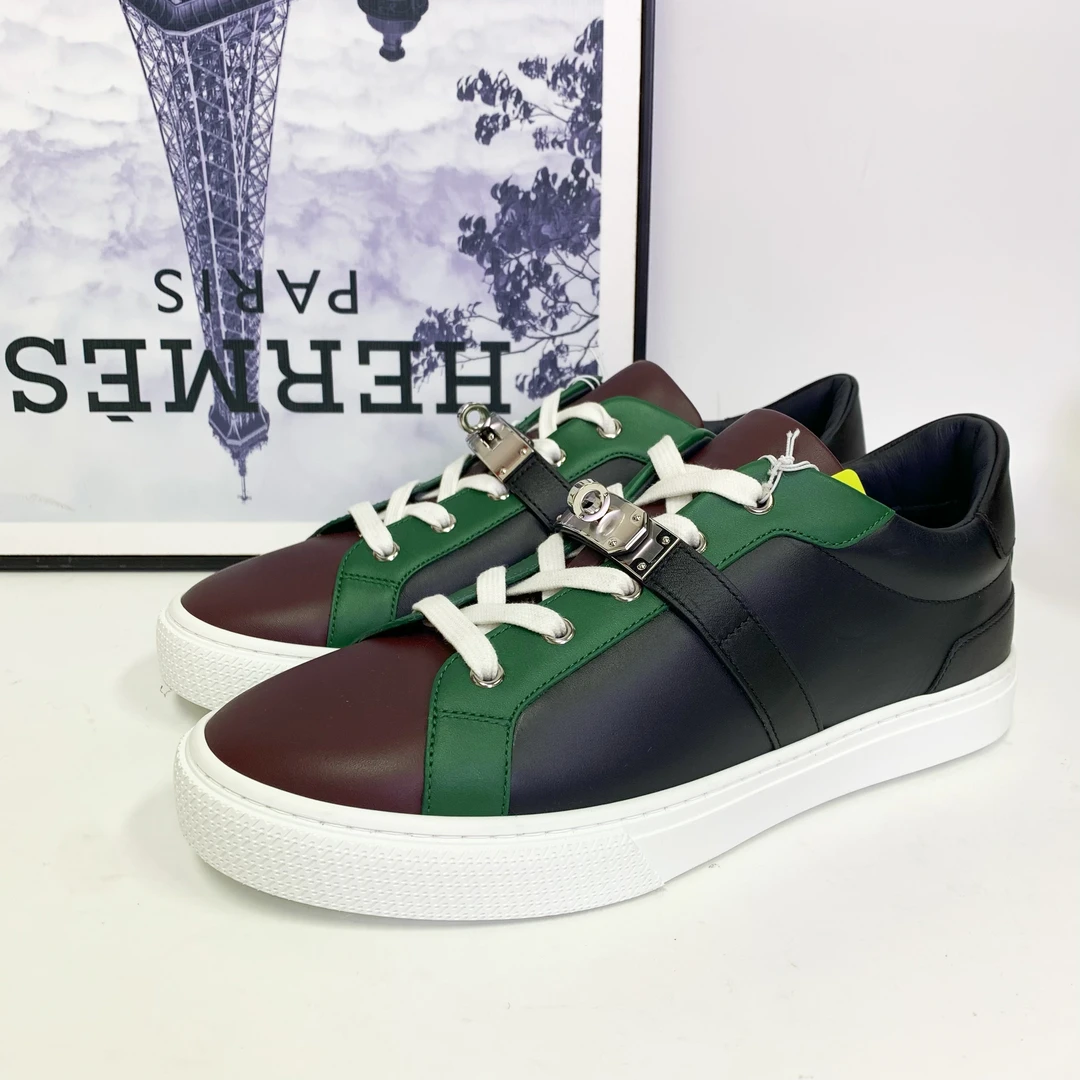 全新未使用 Hermes/爱马仕 爱马仕Kelly系列银扣黑绿色白底板鞋