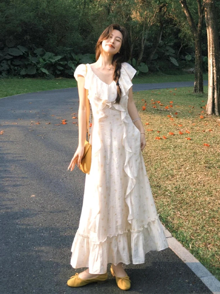 2025夏季新款荷叶花边袖设计感法式气质度假风前后V领碎花连衣裙