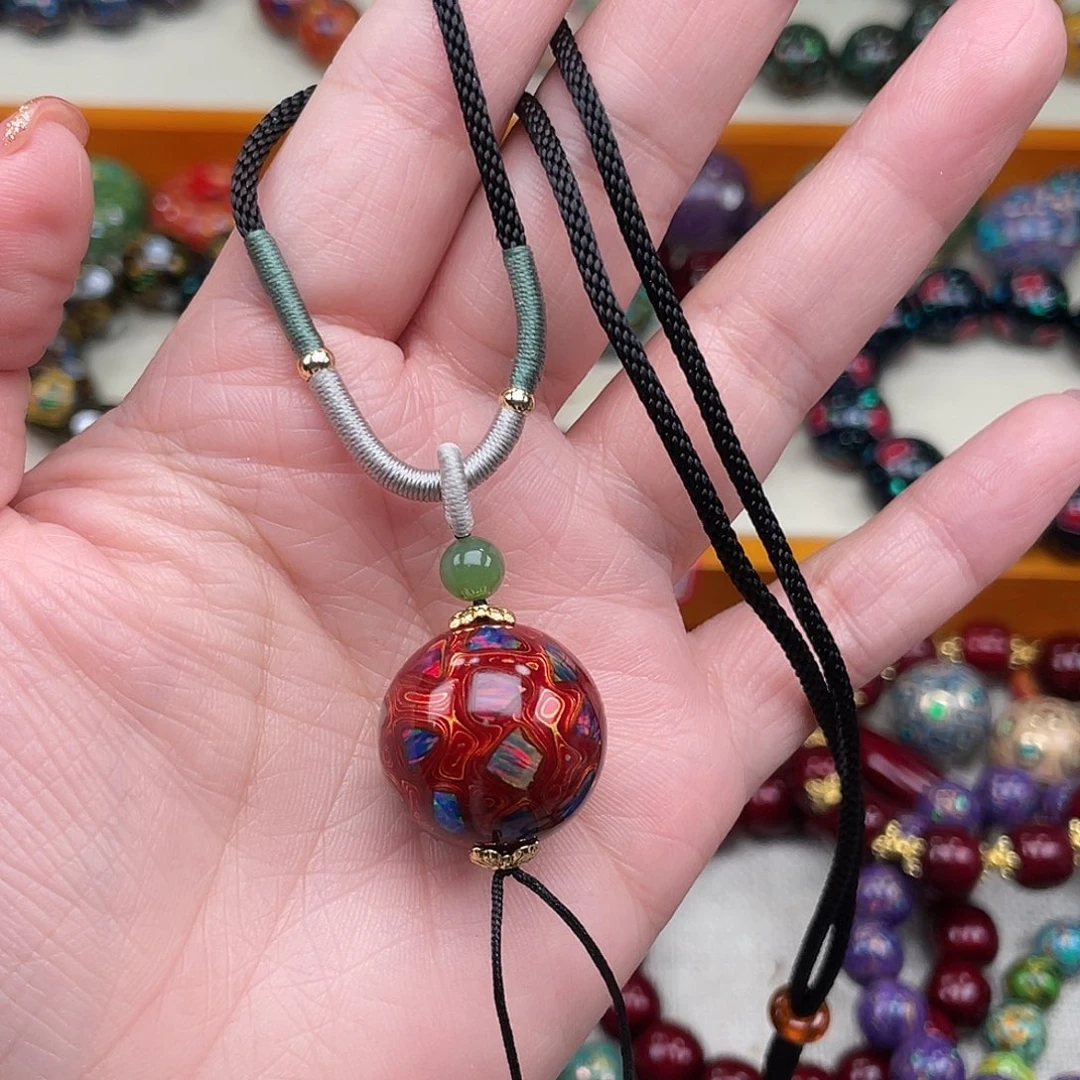 2.0极光红彩欧锁骨。