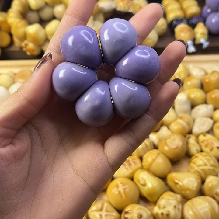 菩提根/象牙果吊坠微瑕大卡紫色蒜瓣