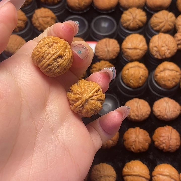 伏***吟文玩核桃吊坠。。。。。。我