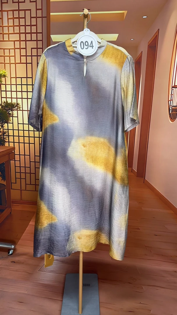 094精品丝缎优雅连衣裙