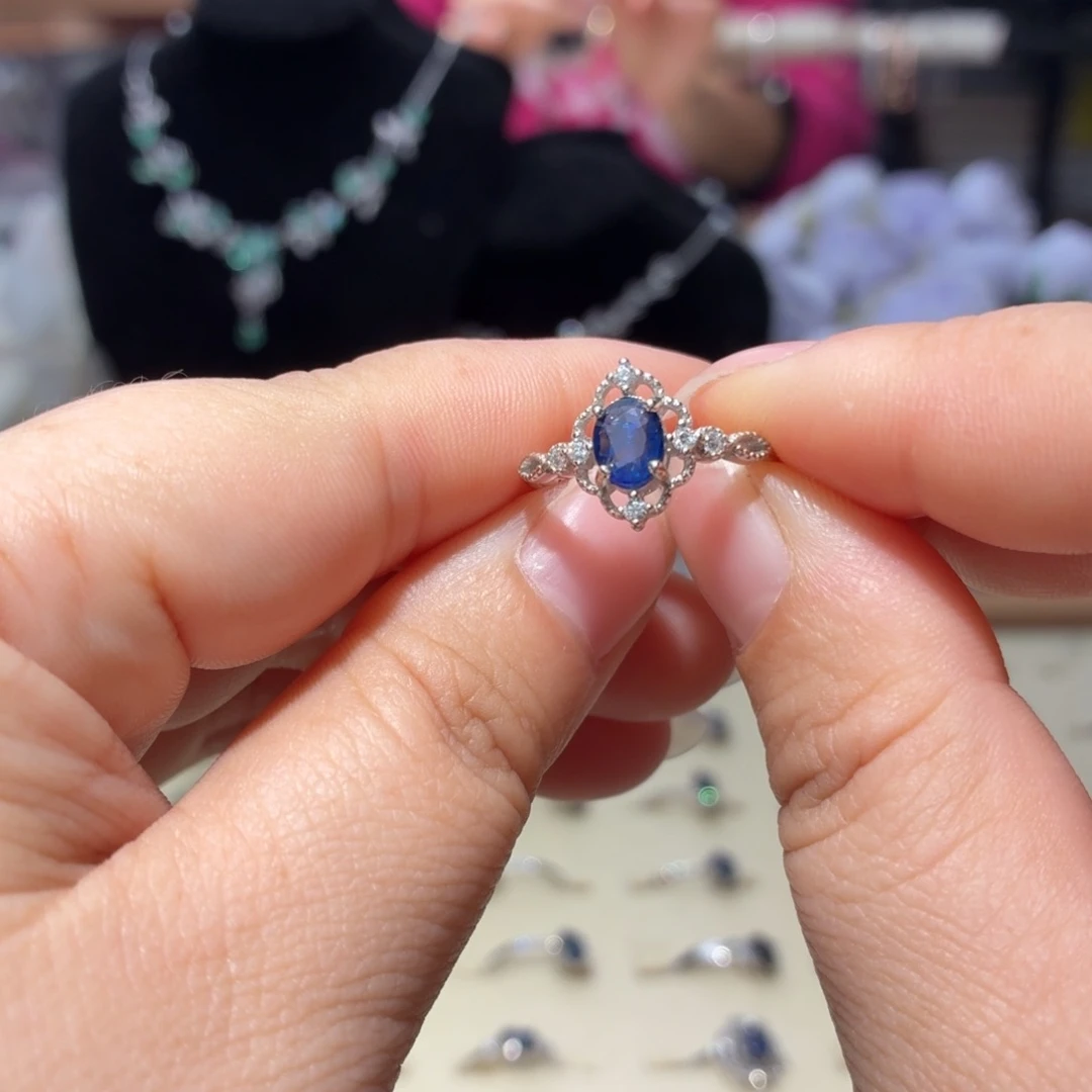 蓝宝石银S925镶嵌戒指