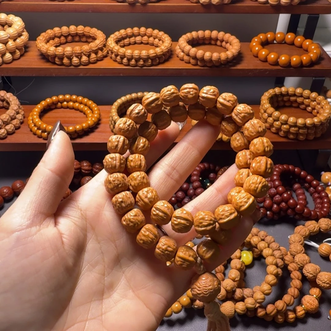 红***^吊坠猴头核桃蛤蟆头